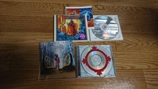 ★☆Ｓ06690　クーラ・シェイカー（Kula Shaker)【K】【Peasants Pigs and Astronauts】　CDアルバムまとめて２枚セット☆★_画像1