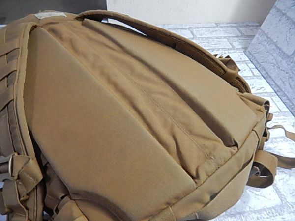 D48 訳あり特価！希少！人気！◆USMC PACK Assault Pack◆米軍◆アウトドア！キャンプ！バイク！_画像6