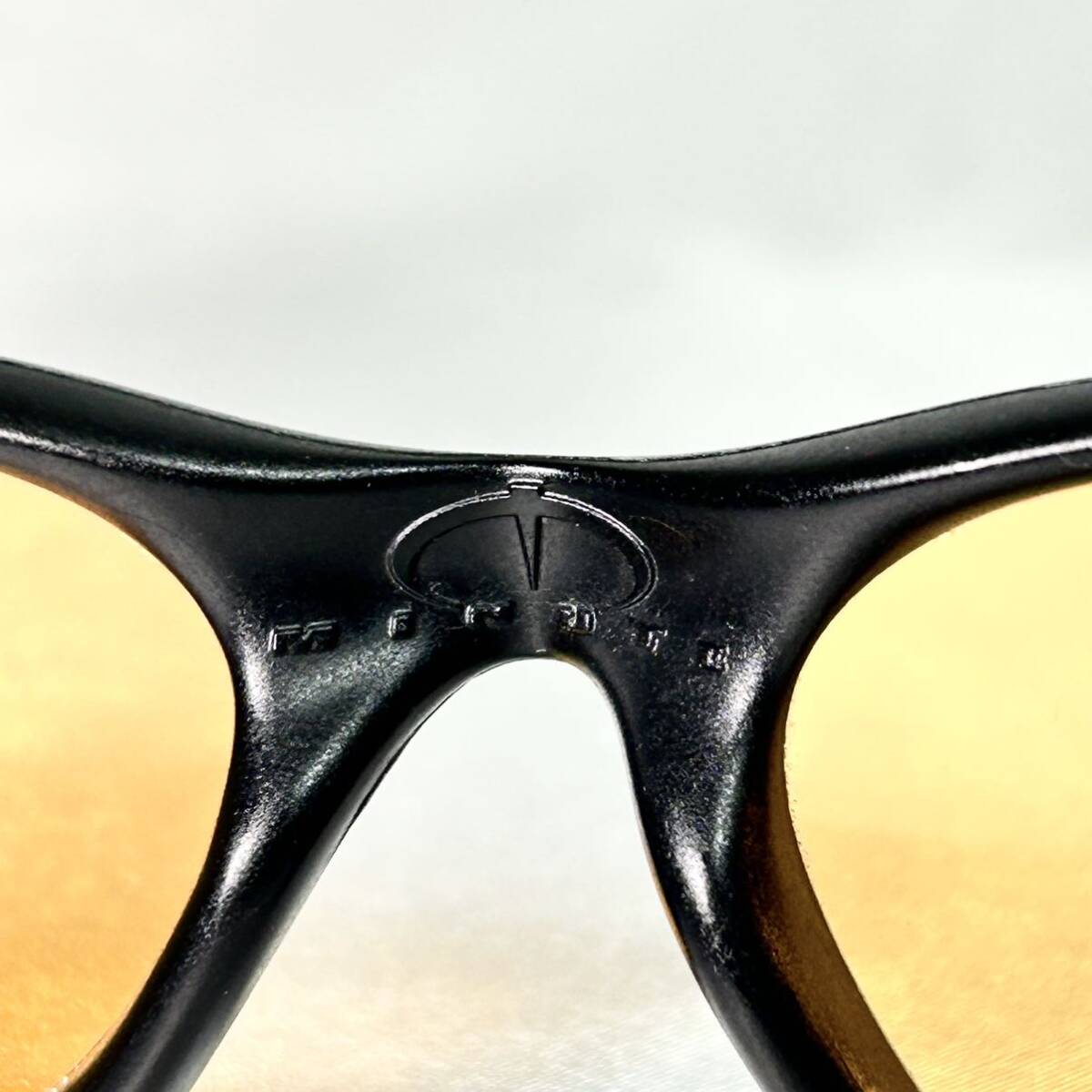 Bibian 比比昂- オークリーミニットUSA製ブラック小顔向きOAKLEY Bibian 比比昂- オークリーミニットUSA製ブラック小顔向きOAKLEY