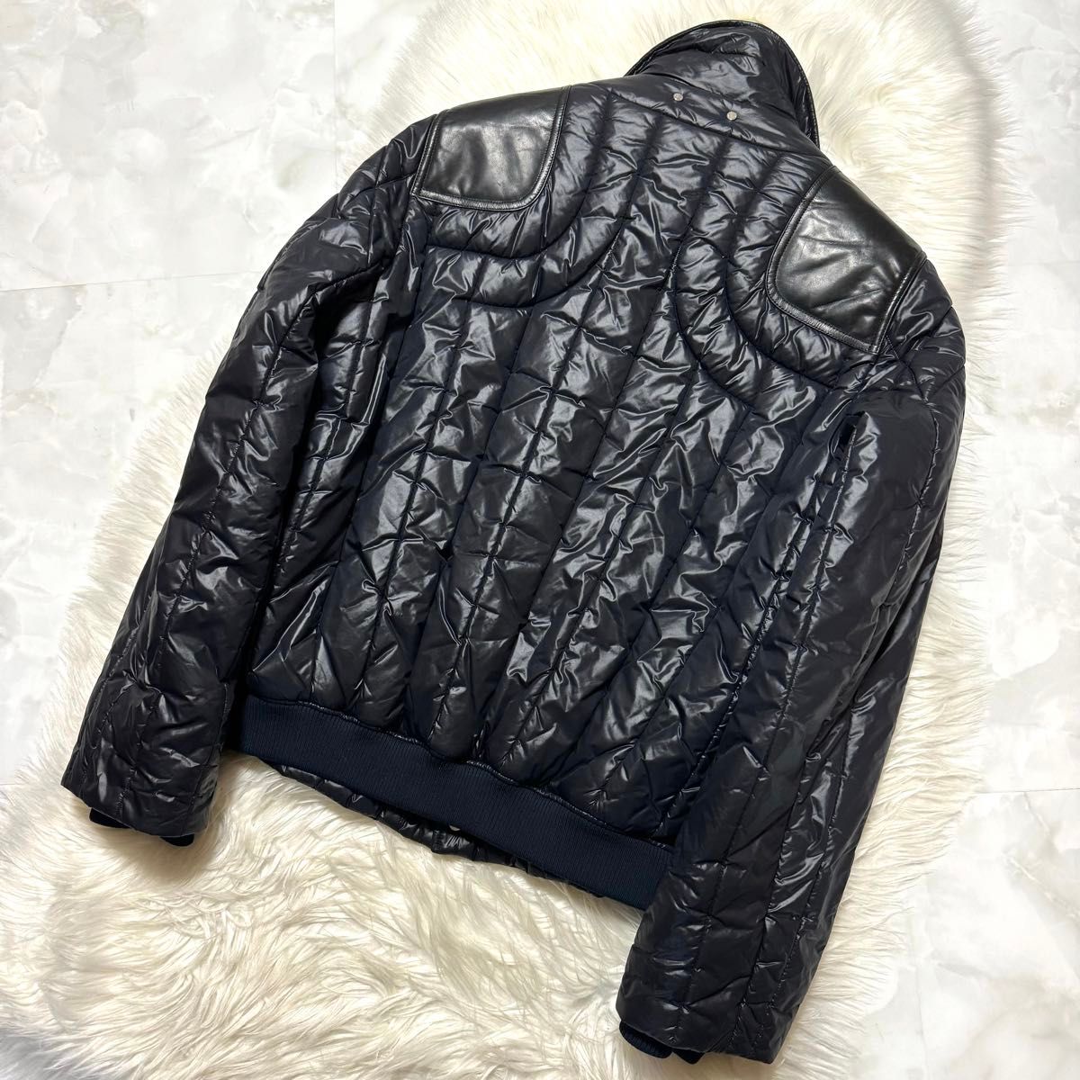 本物 美品 カタログ掲載 ルイヴィトン レザー切替 LVロゴ 本物 美品 カタログ掲載 ルイヴィトン レザー切替 LVロゴ