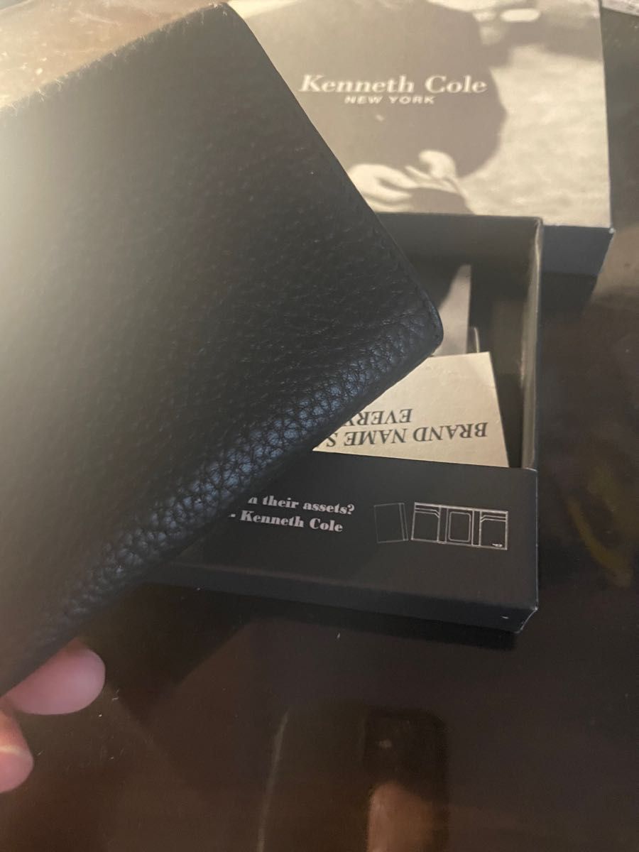Kenneth Cole new york  ケネスコール　ニューヨーク　黒財布　財布　携帯　ウォレット　