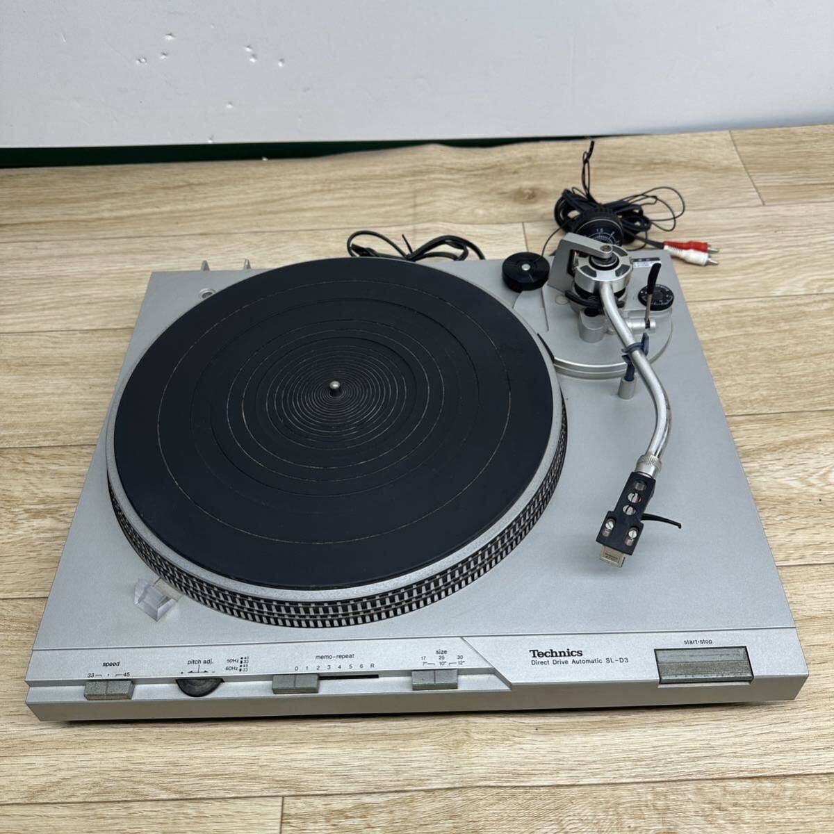 Technics テクニクス ターンテーブル レコードプレーヤー SL-D3U 現状品 【管2705W】_画像1