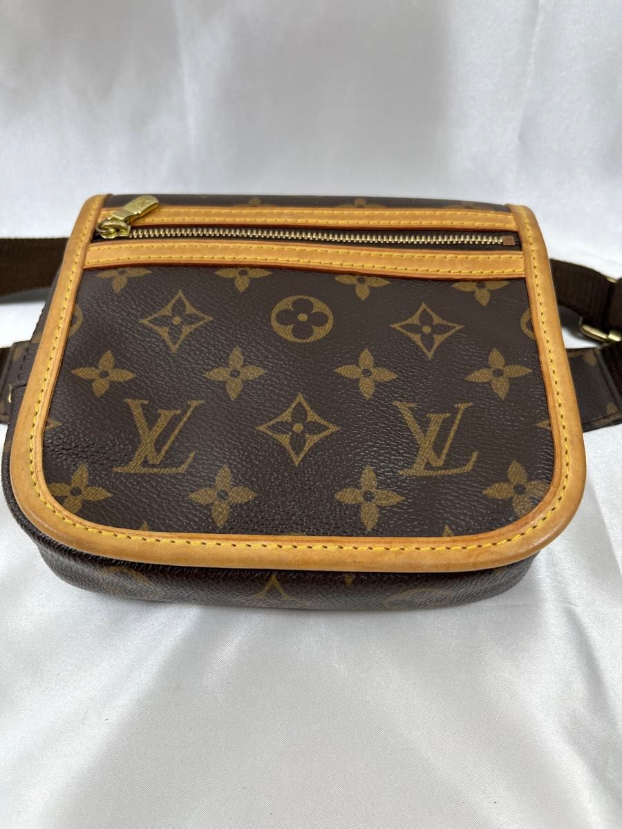 ルイ ヴィトン LOUIS VUITTON バムバッグ モノグラム ボスフォール