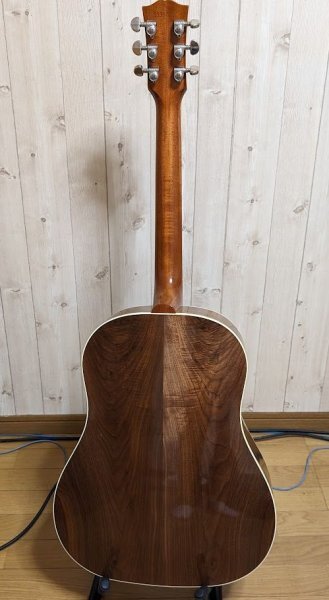 Gibson J-45 Studio Walnut Burst 中古_画像2