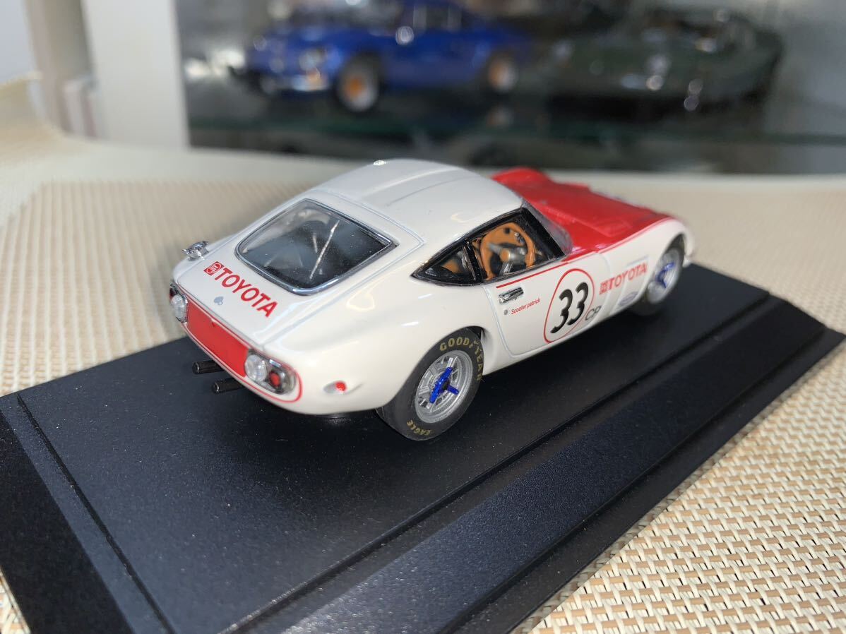 エブロ 1/43 トヨタ2000GT ♯33_画像5