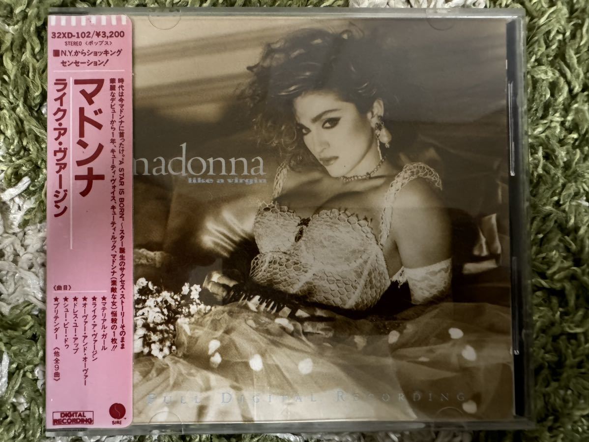 MADONNA/LIKE A VIRGIN 国内盤 旧規格 シール帯 税表記なし 激レア！マドンナ/ライク・ア・ヴァージン 国内盤 旧規格 シール帯 32XD-102_画像1