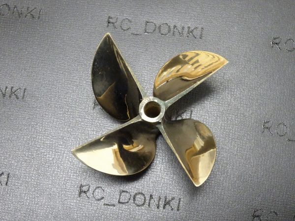  postage included copper casting propeller 6717450-B axis D-A=6.35mm diameter D-B=67mm(C)