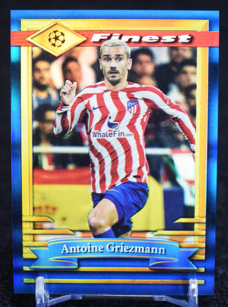 2023 Topps Finest Flashbacks Blue Refractor /99 Antoine Griezmann Antoine Griezman France Soccer Card