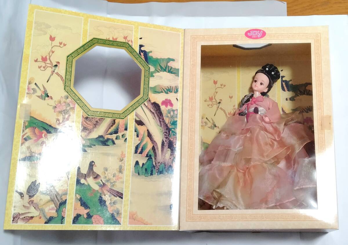 ジェニー韓国版　ピンクドレス　Hong-yi