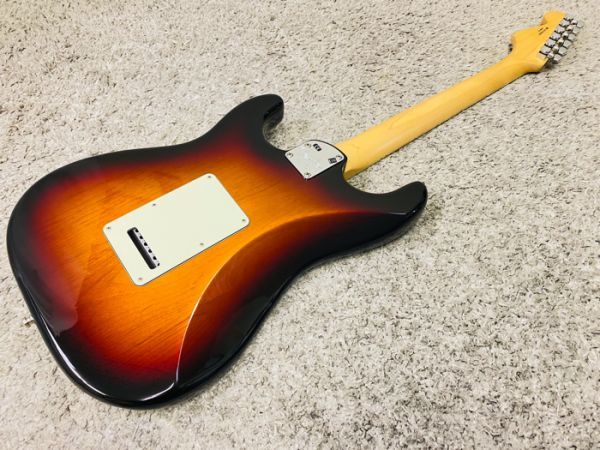 Fender USA American ELITE Stratocaster 3-Color Sunburst フェンダー ストラト 2017年【メンテナンス済】 ♪の画像5
