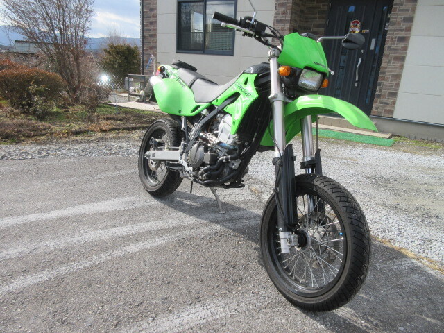 2005年式 KAWASAKI(カワサキ)Ｄトラッカー250 キャブレターモデル 走行距離15.000km 改造なし フルノーマル 綺麗です。の画像1