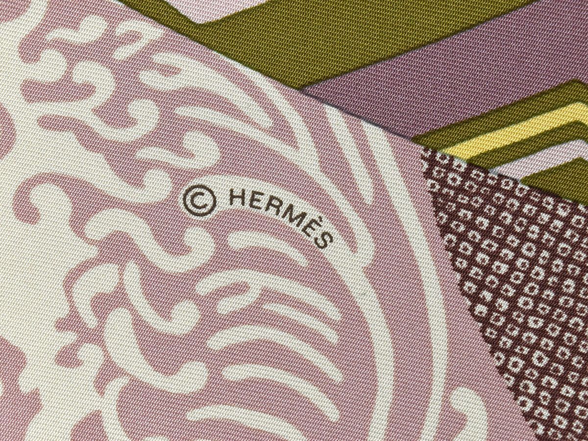 172119〇未使用 HERMES エルメス EX LIBRIS EN KIMONOS キモノ エクスリブリス カレ90 大判スカーフ 002630S シルク ピンク/ G_画像2