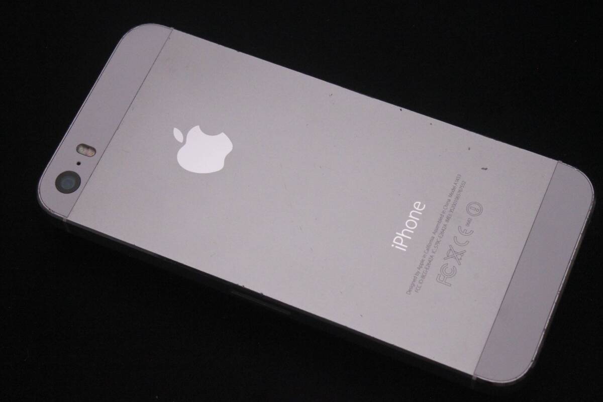 送料無料 Apple iPhone5s 32GB ME336J/A A1453 判定◯ シルバー ジャンクの画像7