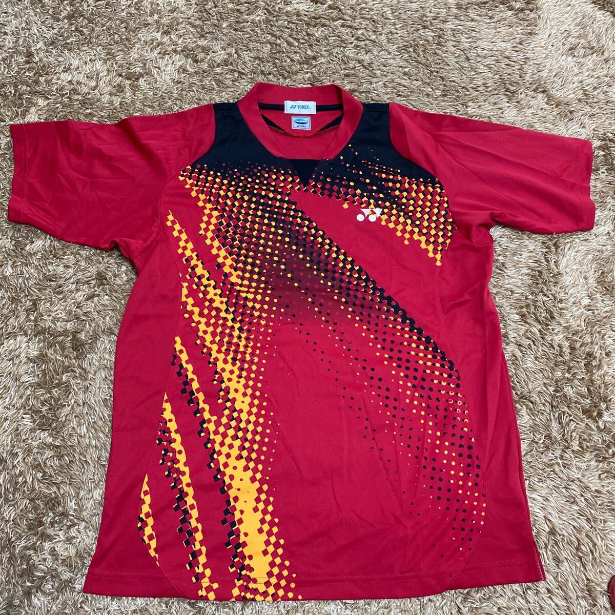 t39 YONEX スポーツtシャツ サイズL表記 日本製_画像1