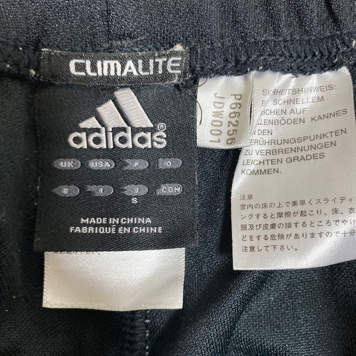 t39 adidas ハーフパンツ サイズS表記 中国製の画像4