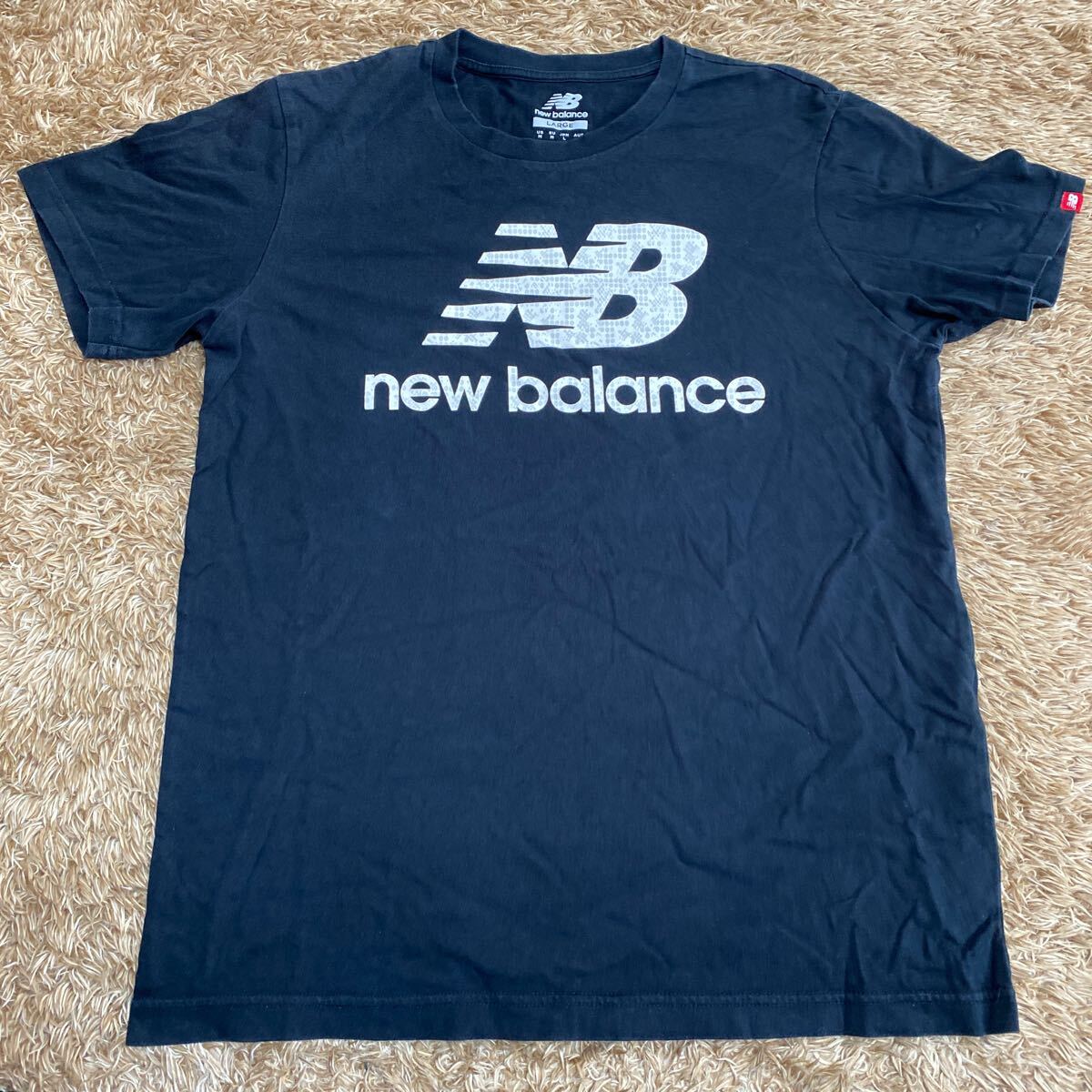 t44 new balance 半袖tシャツ サイズL表記 中国製_画像1