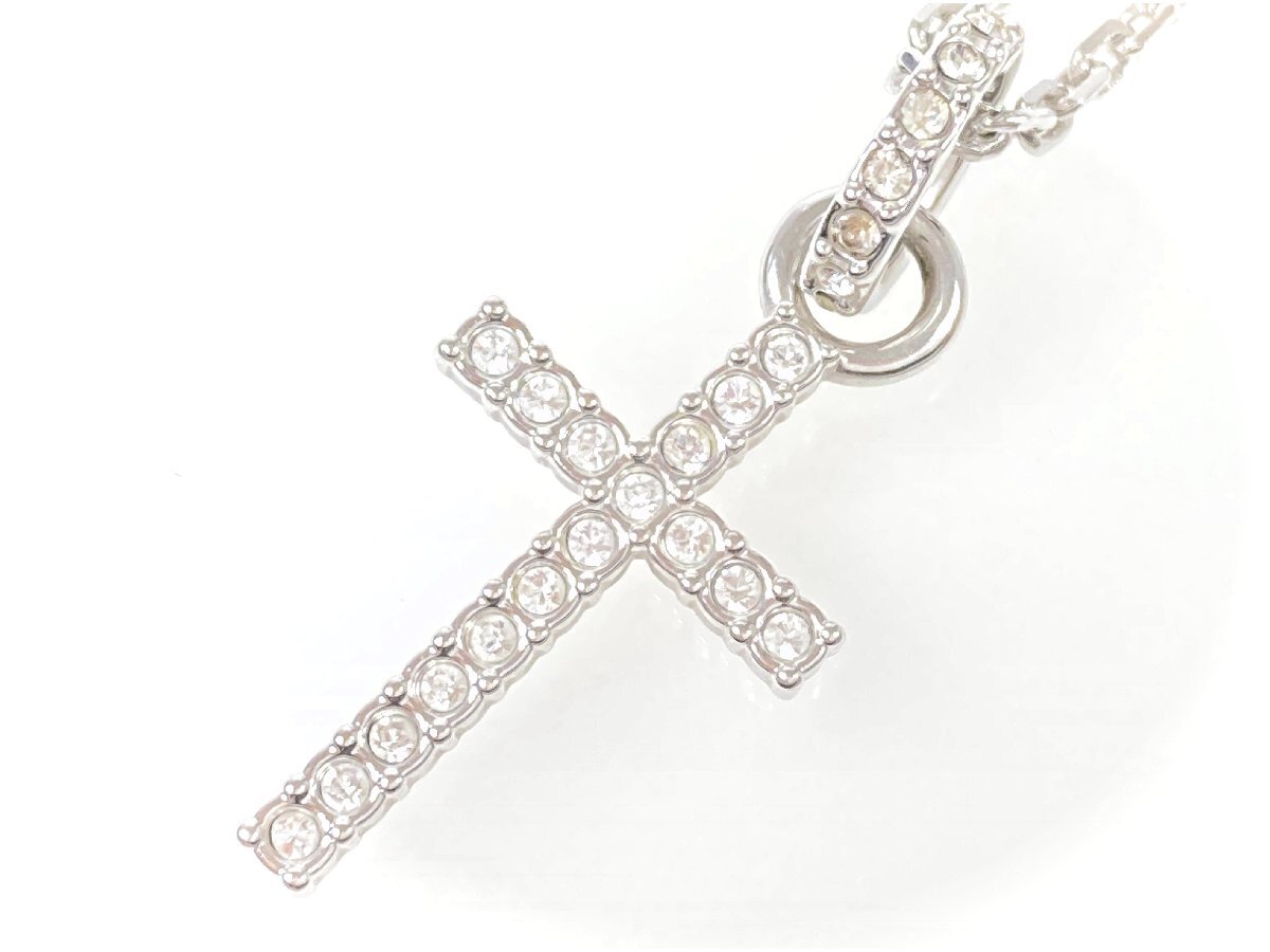 スワロフスキー　SWAROVSKI　クリスタル　クロス　ネックレス　縦1.5cm　シルバーカラー　YAS-5788