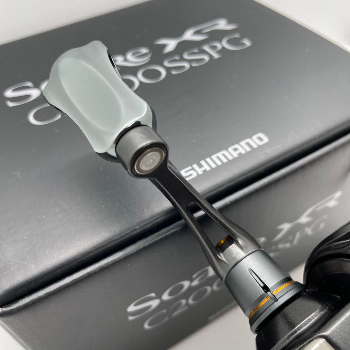 シマノ ソアレXR C2000SSPG ハンドルノブ交換 極美品 アジング シマノ ソアレXR C2000SSPG ハンドルノブ交換 極美品 アジング