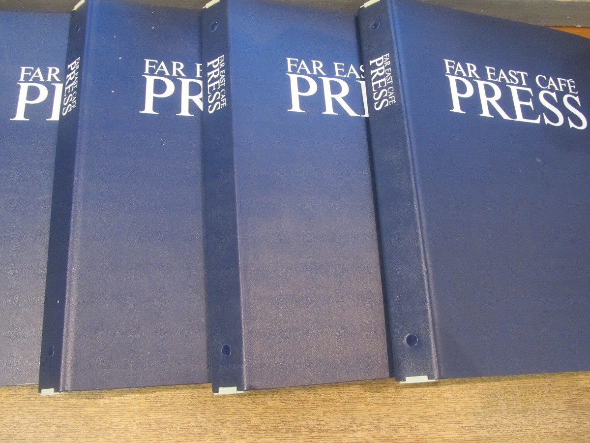 2403MK●ファンクラブ会報セット「小田和正 FAR EAST CAFE PRESS Vol.1(創刊号)/1990.10～Vol.84/1997.9」抜けなし/バインダー4冊付_画像3