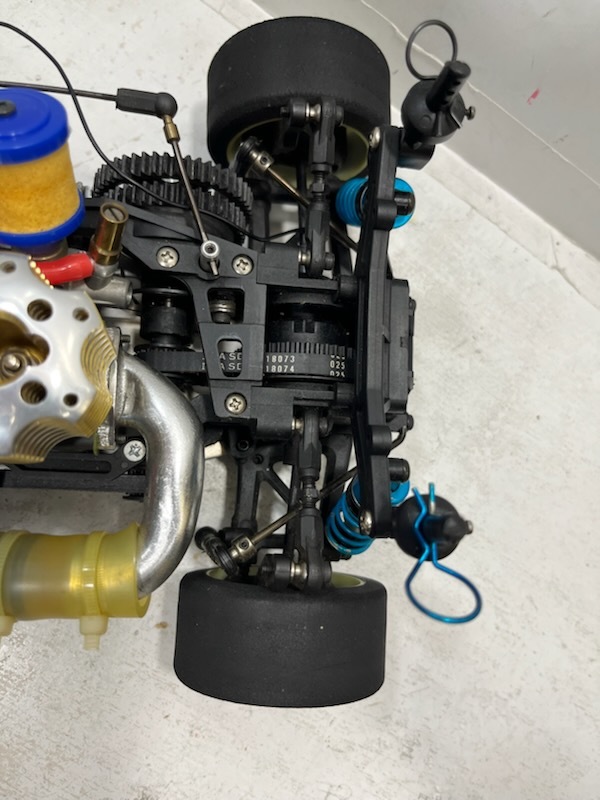  Kyosho 1/10 двигатель RC V-One RR 4WD шасси конечный продукт механизм вид установка завершено 