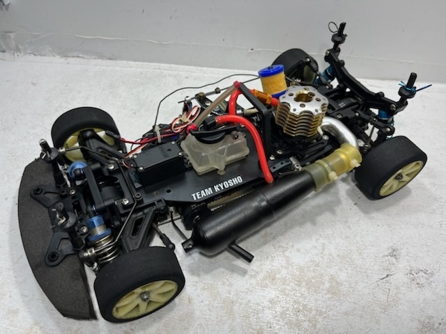  Kyosho 1/10 engine RC V-One RR 4WD chassis final product mechanism kind installing ending 