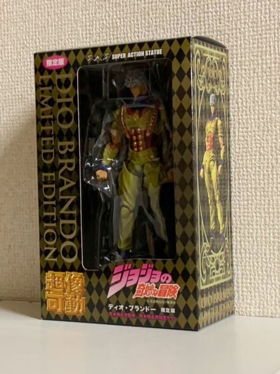 新品未開封 限定版 フィギュア 荒木飛呂彦指定カラー 超像可動 ジョジョの奇妙な冒険 第一部 ディオ・ブランドー メディコス ワンフェスの画像1