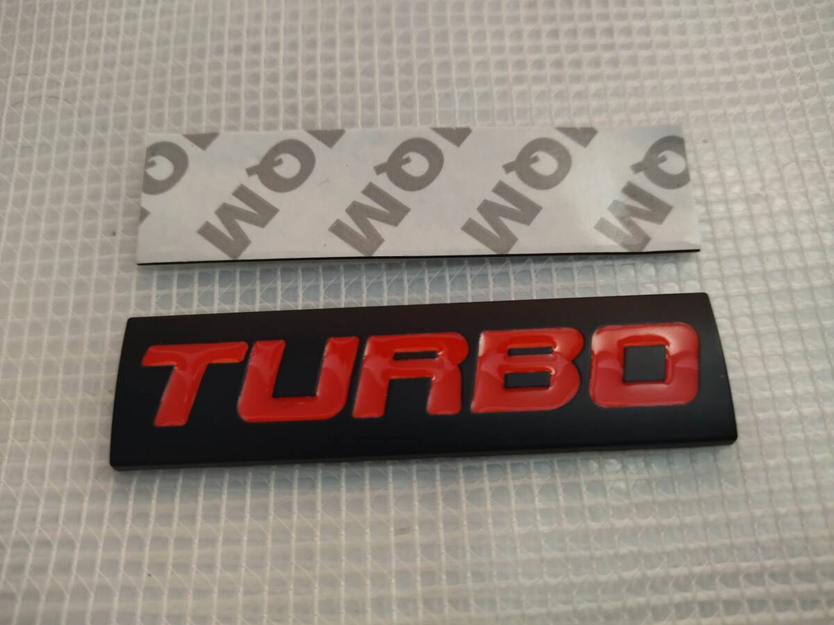 【送料無料】TURBO(ターボ) 3Dエンブレム（両面テープ付） ブラック／レッド 横7.5cm×縦2cm×厚さ2.5mm ②_画像1