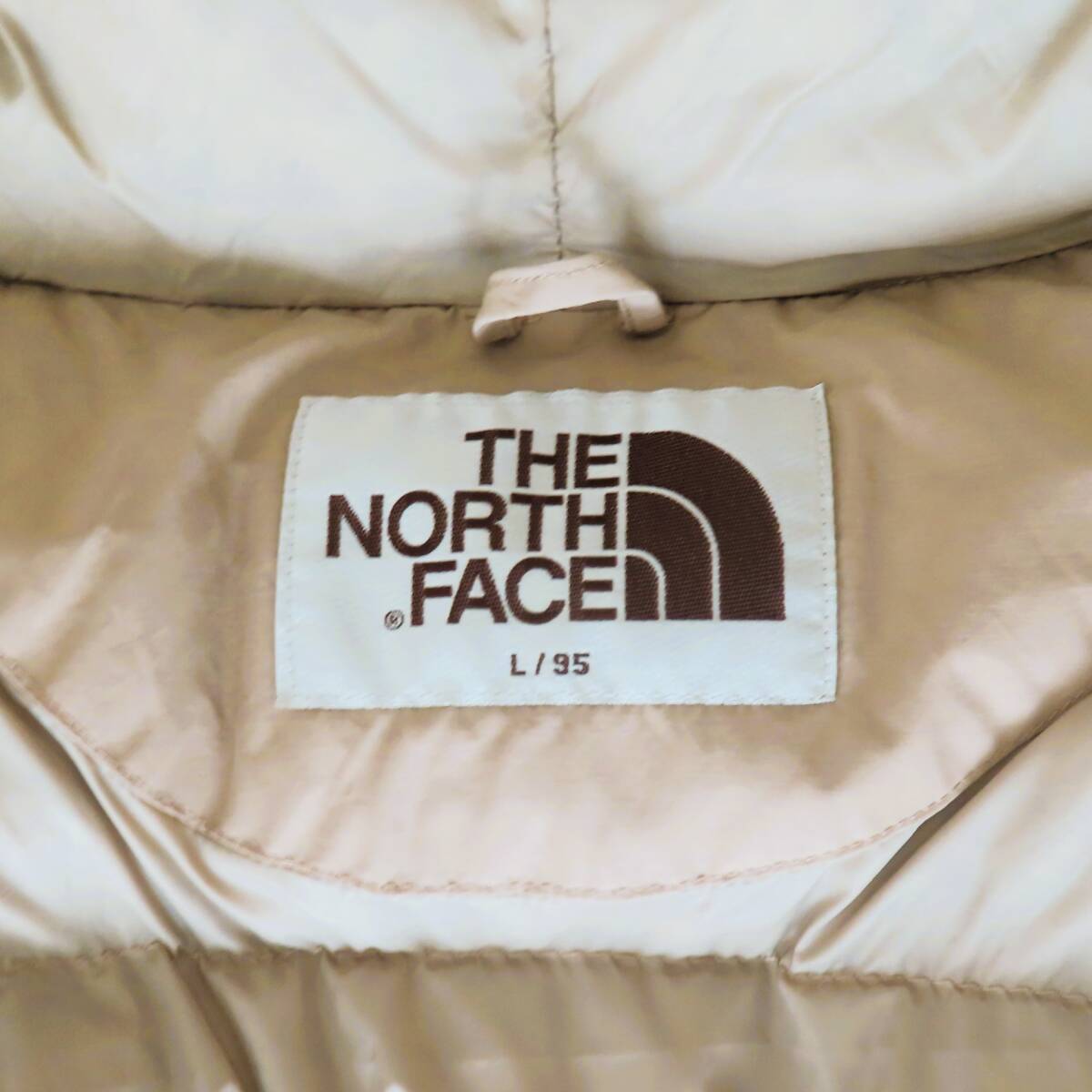 美品 THE NORTH FACE ノースフェイス ダウンコート ダウンジャケット L ベージュ ウーマン レディース