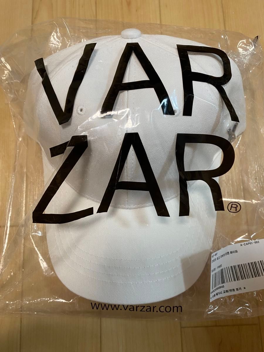 【新品未開封】VARZAR stud ロゴ キャップ 497 ホワイト 白