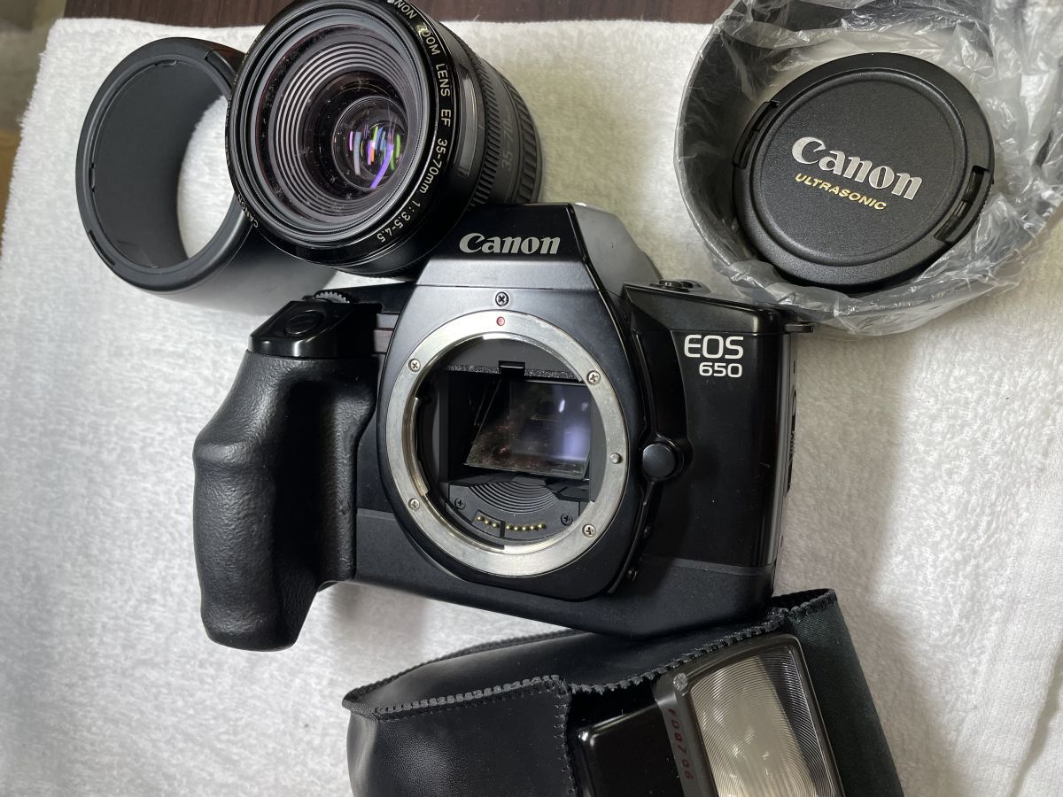 Canon EOS 650 / CANON ZOOM LENS EF 35-70mm F3.5-4.5の画像1