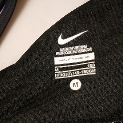 4788 NIKE レディース水着ロゴ入りワンピース水着 150サイズ（Ｍ）ブラック系 匿名配送の画像5