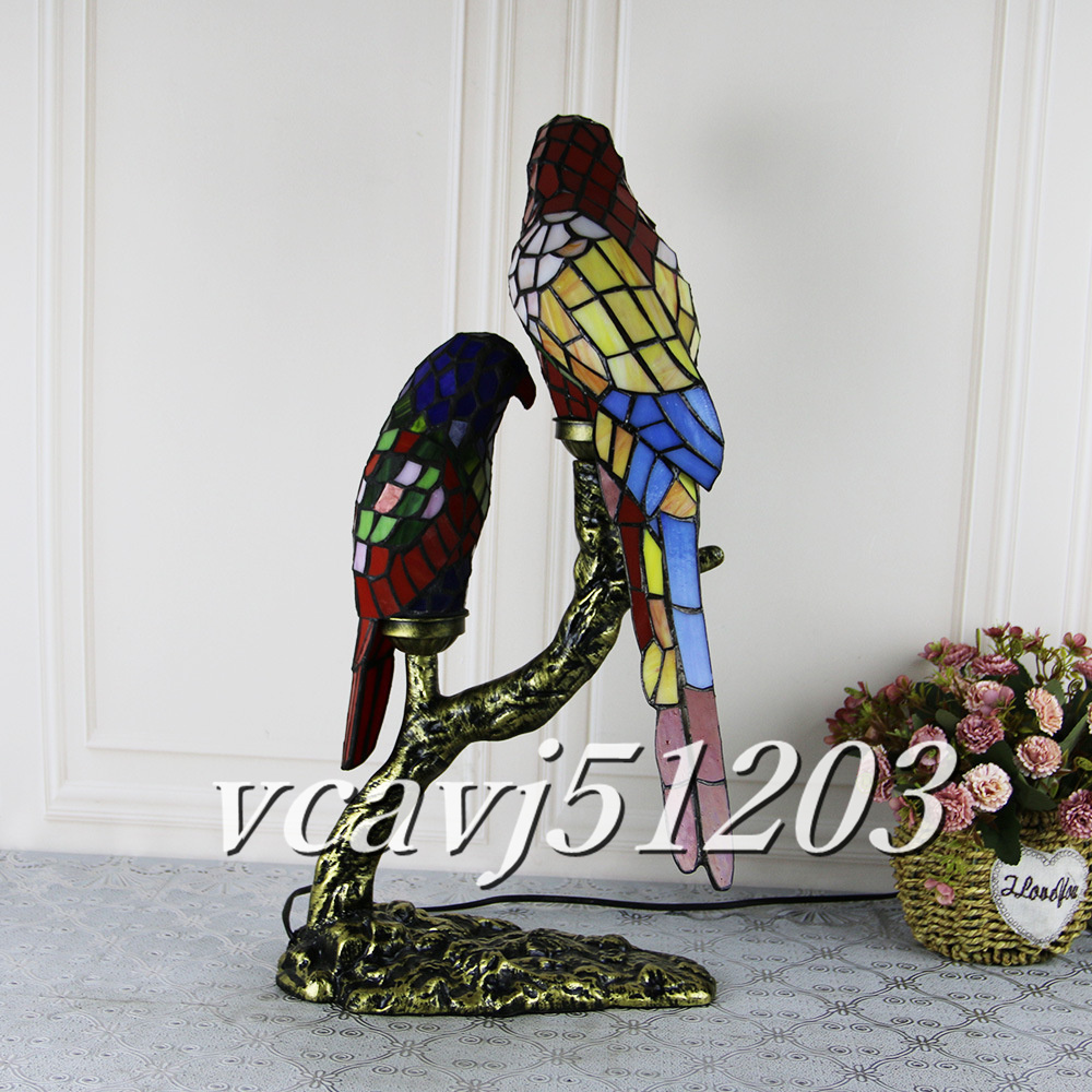 ◆美品◆芸術品◆ステンドランプ ステンドグラス 鸚鵡 照明レトロな雰囲気 ティファニー ランプ 室内装飾 テーブルスタンド _画像4