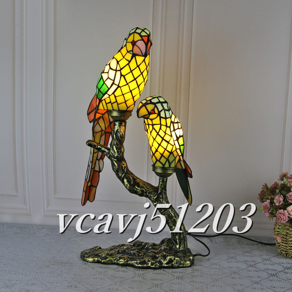 ◆稀少品◆芸術品◆ステンドランプ ステンドグラス 鸚鵡 照明レトロな雰囲気 ティファニー ランプ 室内装飾 テーブルスタンド