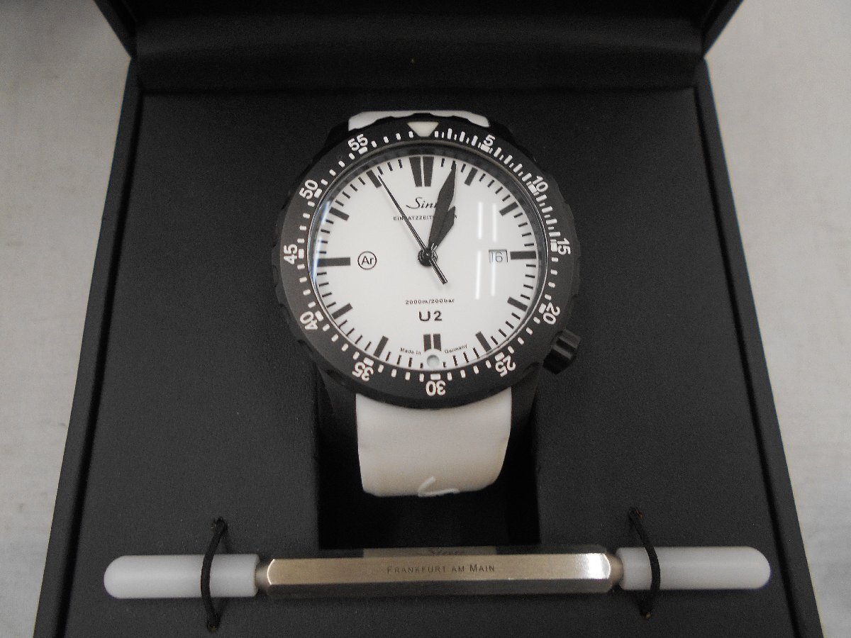 【Sinn U2.W 1020．7402】ジン メンズ腕時計 ダイバーズウォッチ ホワイト＆ブラック SY02-CHNの画像1