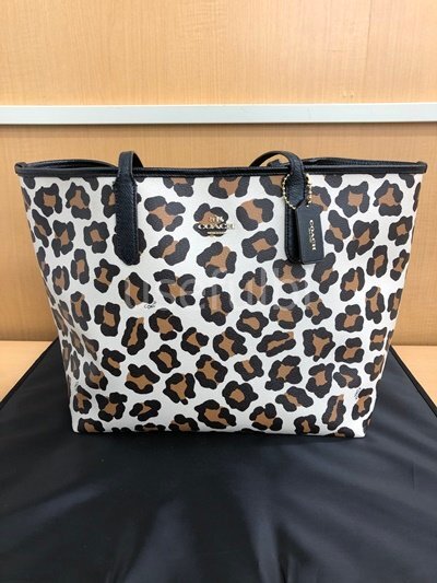 【COACH】コーチ　バッグ　トートバッグ　ヒョウ柄　F35874　SY01-GQ0★★