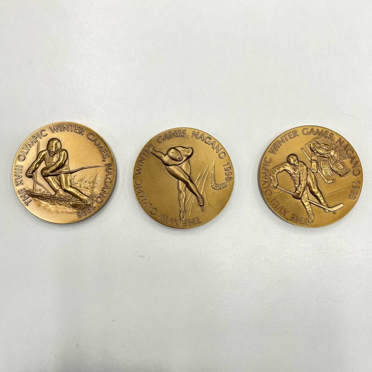 【中古】1988年 長野オリンピック公式記念メダル 3個セット 銅メダルの画像1
