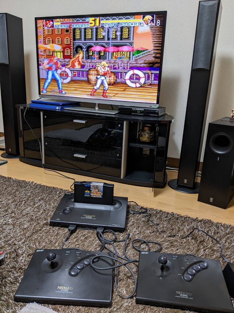 ネオジオ NEOGEO 本体 コントローラー×2 ソフト5本つきの画像3