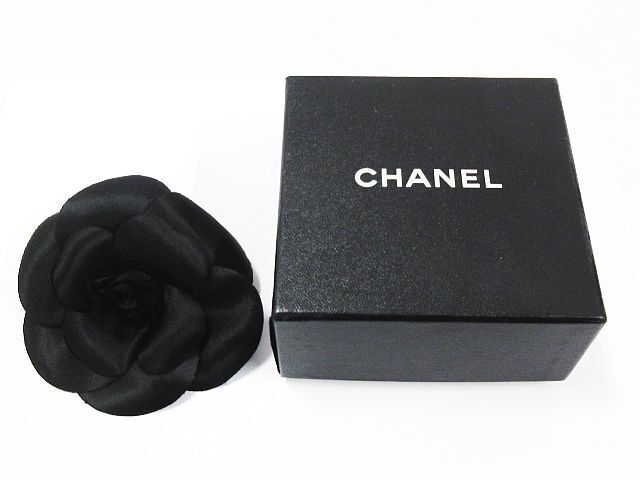 ■ CHANEL シャネル カメリア 花 ピンブローチ コサージュ アクセサリー レディース ブラック 黒 箱付き の画像1