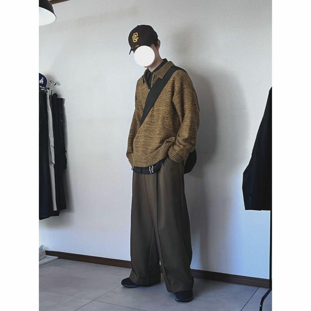 Casper John Belted volume slacks カーキ M