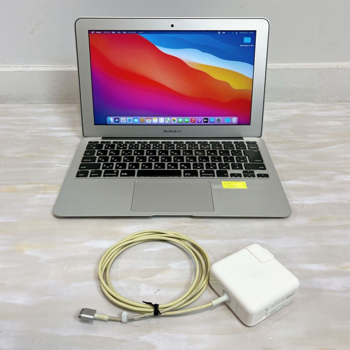 Apple アップル MacBook Air 11 A1465 11インチ Core i5 8GB  SSD 256GB