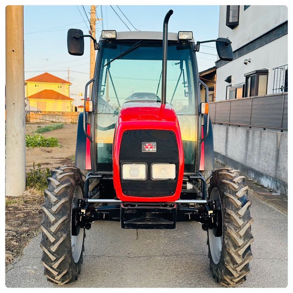 ★ ★ ★MASSEY FURGUSON★ ★ ★ マッセイファーガソン ★ ★ ★54馬力★ ★ ★使用時間892h★ ★ ★4WD ★ ★ ★エアコンキャビンの画像2