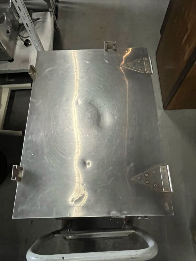 特注品☆おかもち☆自転車、バイク取付可能取手付☆アルミケース5 特注品☆おかもち☆自転車、バイク取付可能取手付☆アルミケース5