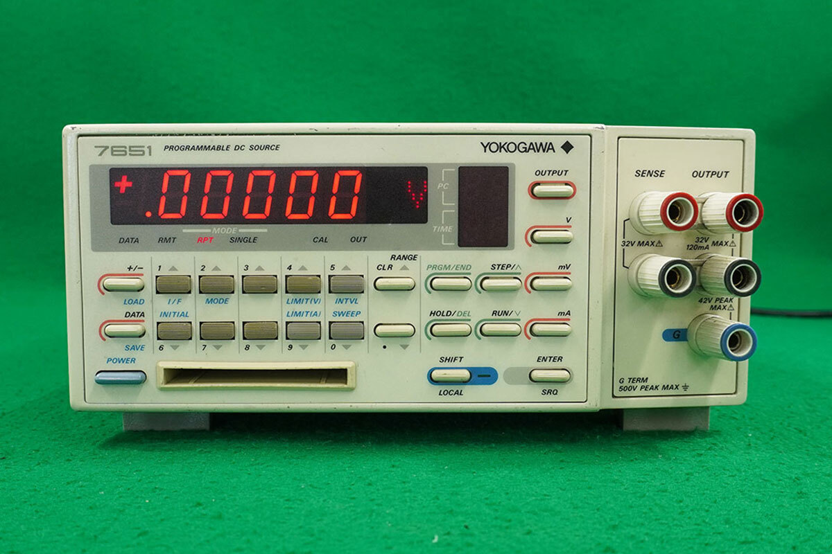 プログラマブル 直流電圧／電流発生器 7651-01 YOKOGAWA 横河電機 中古