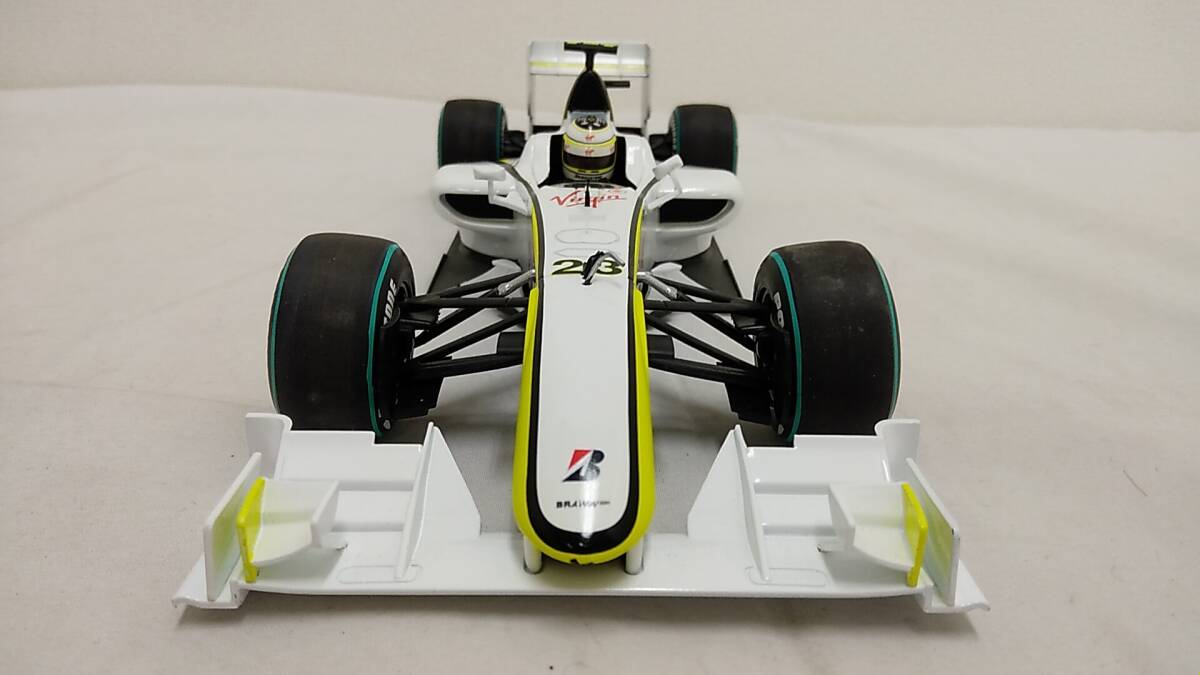 ◆◇ジャンク品　ミニチャンプス　1/18スケール　ブラウンGP BGP001 2009 R.バリチェロ AA607-102◇◆_画像4