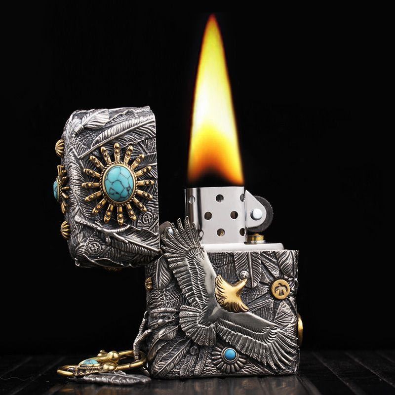 超希少品 手彫り ZIPPO ライター 羽付き　未使用 立体感を備えた ジッポー オイルライター 重量感 真鍮 木箱付き 新品_画像3