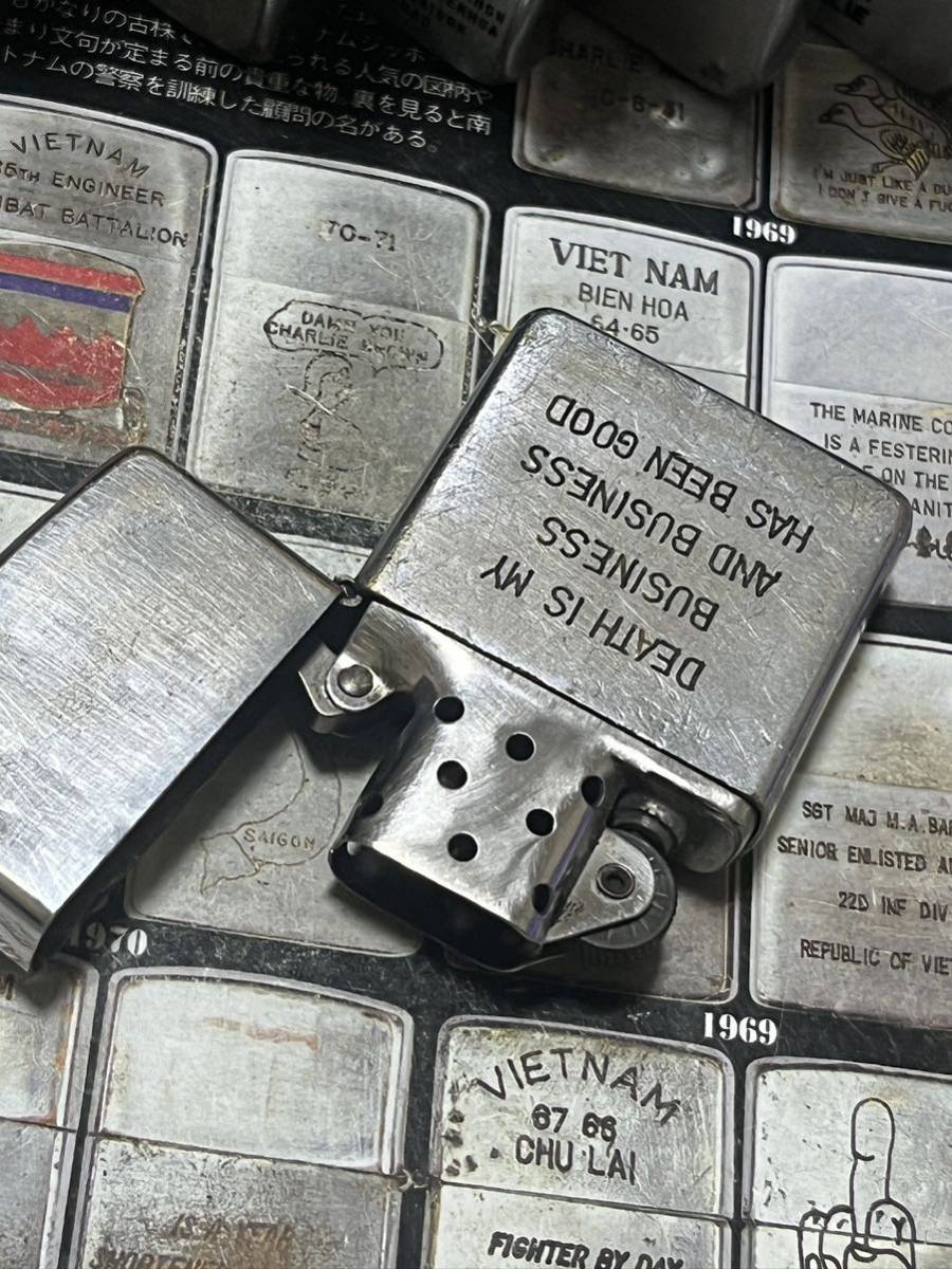 1967 year made Vietnam Zippo -[ Snoopy ] Vintage that time thing military 