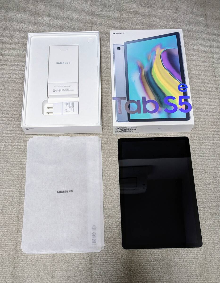 Samsung Galaxy Tab S5e 　SM-T720（10.4インチ、WiFiモデル、シルバー）_画像1