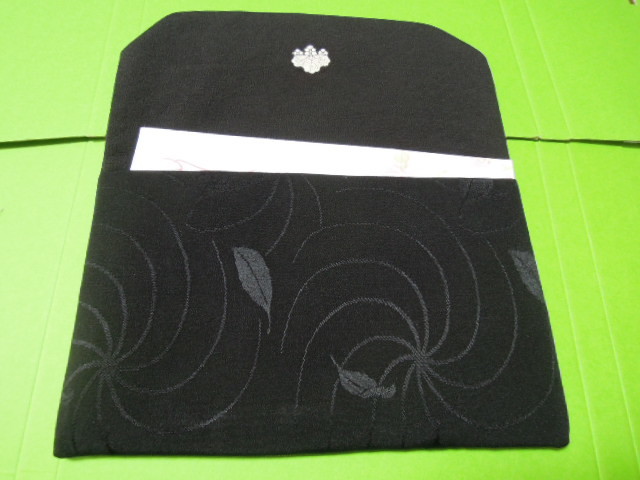  black color * small leaf . line pattern *5*3. house . entering * silk ground * un- festival ., gold . inserting fukusa * handmade 