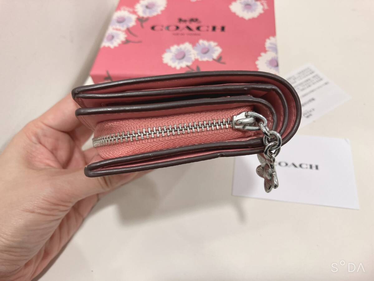 ◆コーチ COACH 財布 折財布 デイジー プリント 2つ折り スナップ ウォレット 箱付き バブルガムマルチ_画像6