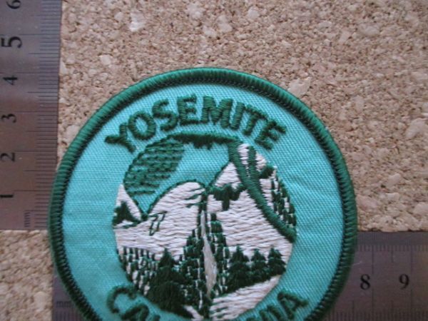 80s ヨセミテ国立公園YOSEMITEワッペン/NATIONAL PARKカリフォルニアVintage登山patchロゴ ビンテージ旅行アウトドア土産USAパッチ自然 D22_画像9